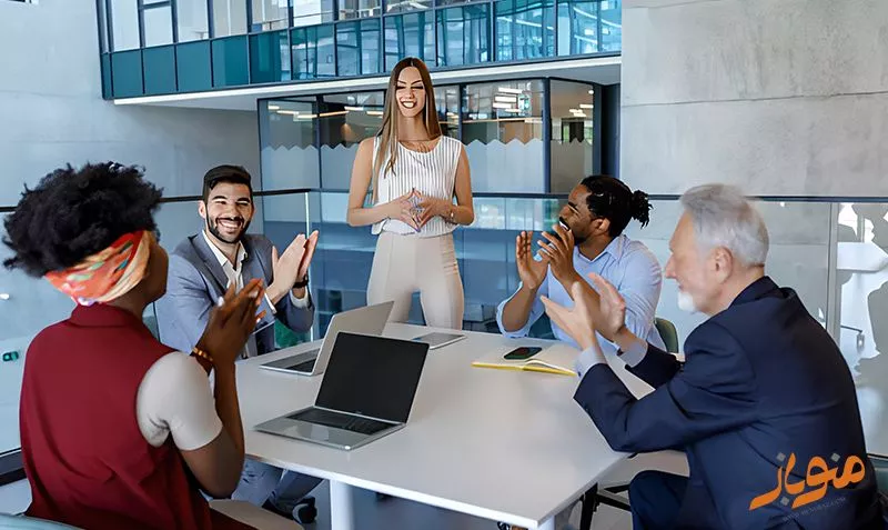 تشویق کارمندان