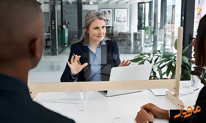 محیط کاری برای افراد قراردادی