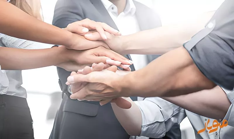 مشوق ارتباطات آزاد باش